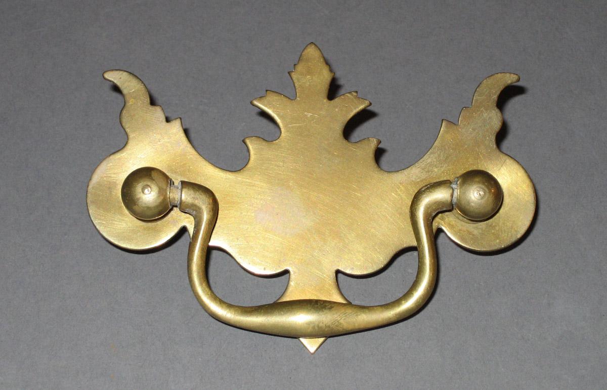 1969.2163 A Bail handle