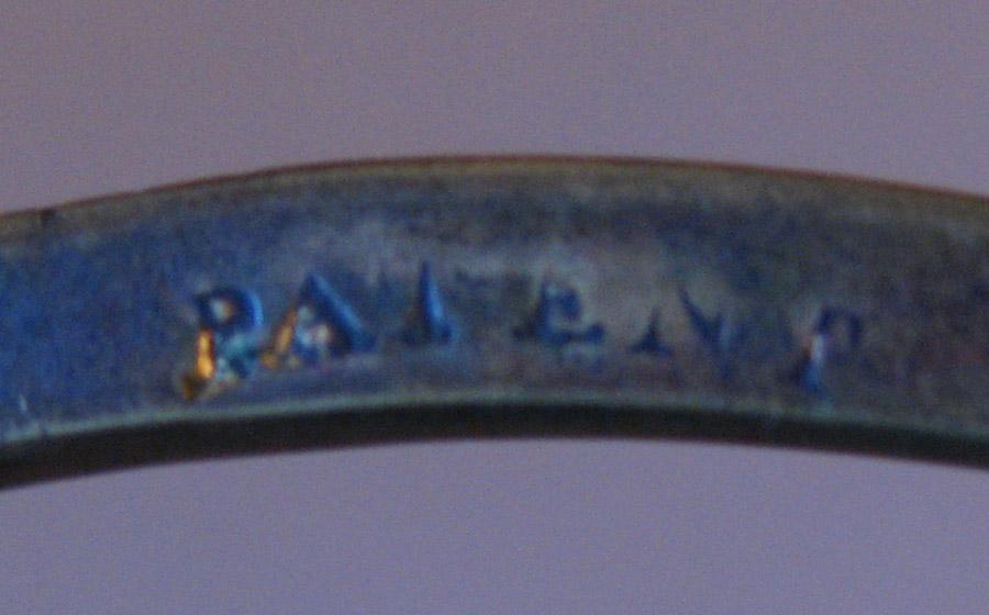 1969.2173 Bail handle (mark)