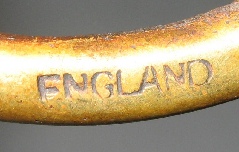 1969.2176 Bail handle (mark)