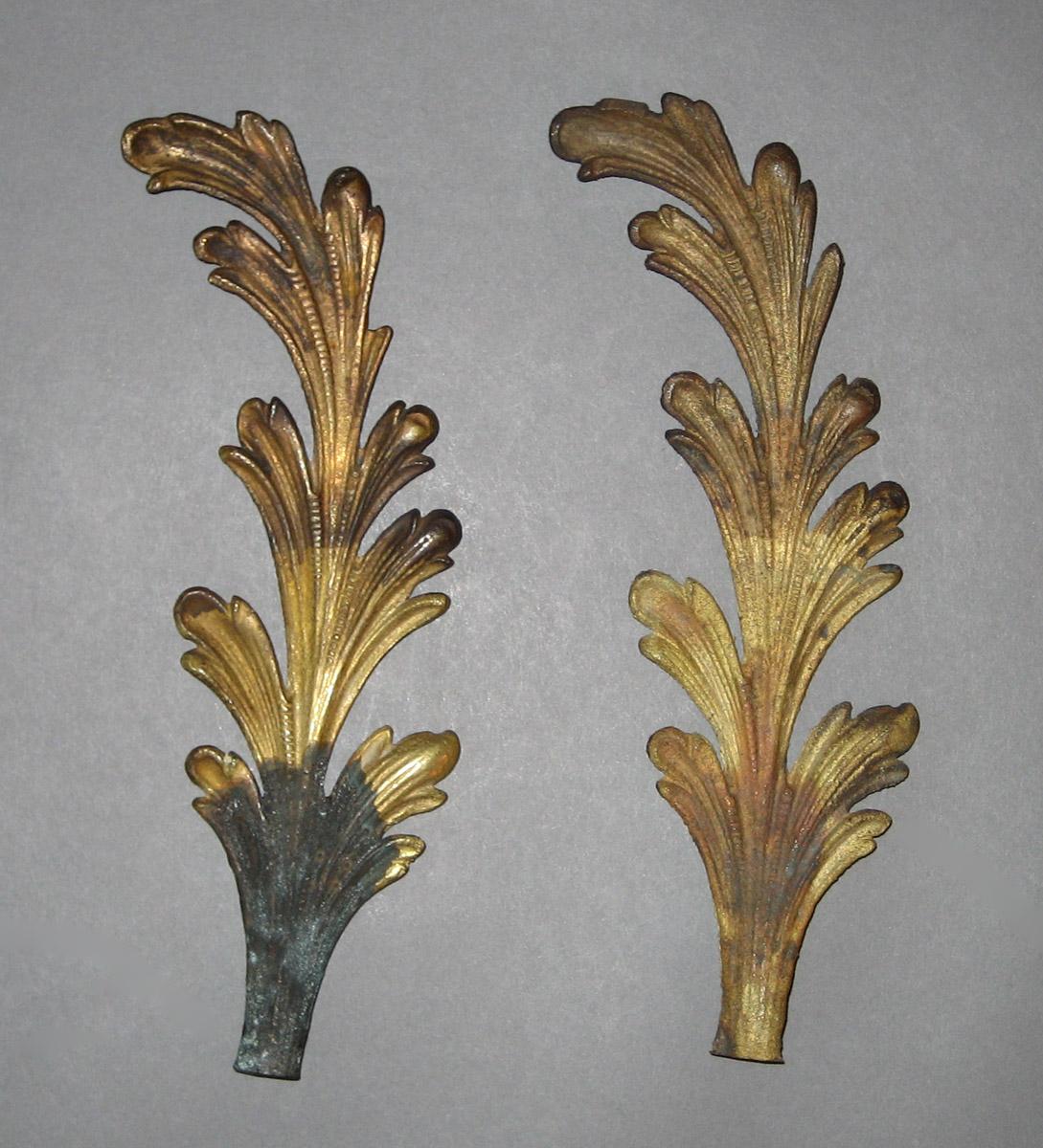1969.2178.001-.002 Ornament