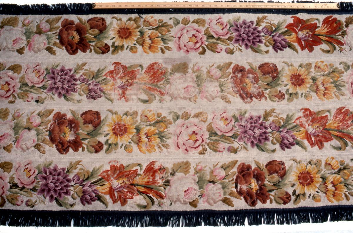 1969.2284 Rug