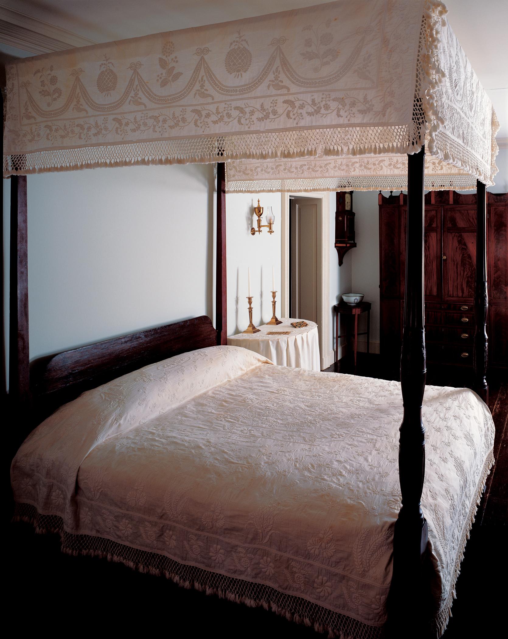 1957.0067.004, 1957.0067.005, .006, .007, .008 (Quilt, Valances, Table-cover)