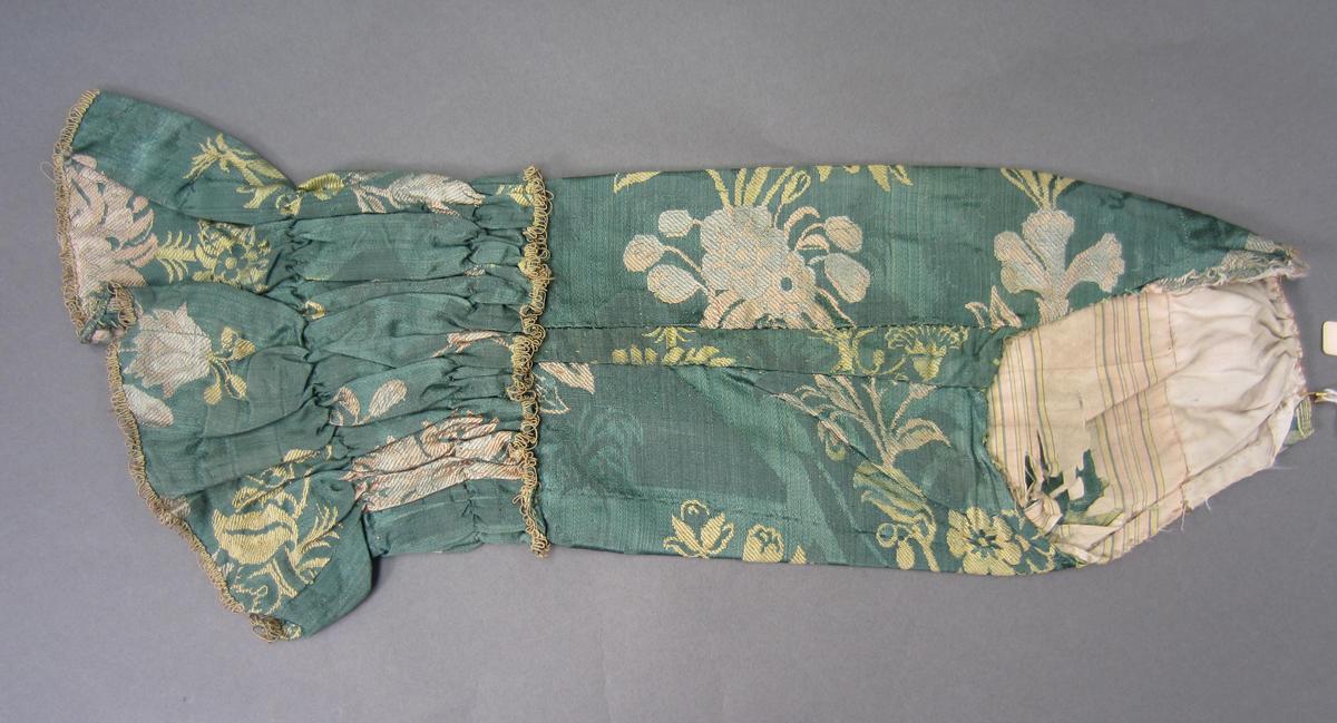 1969.2481A Ex Dress, Side