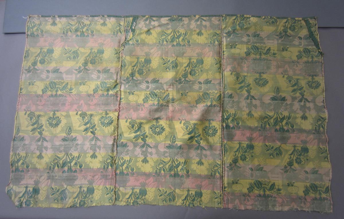 1969.2481 D Ex Dress, Back