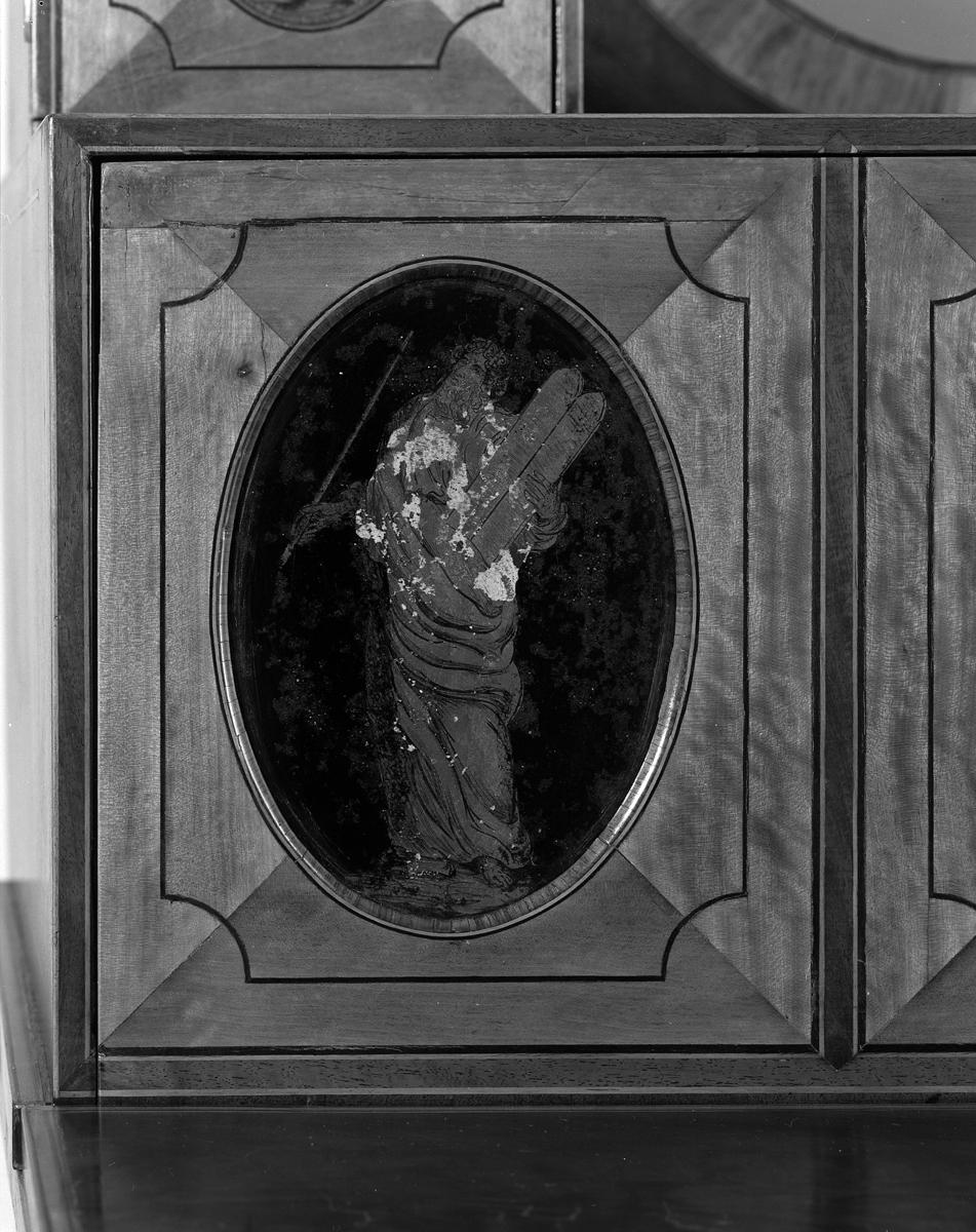 1957.0068 Lady's cabinet, Lady's writing table (detail 3)