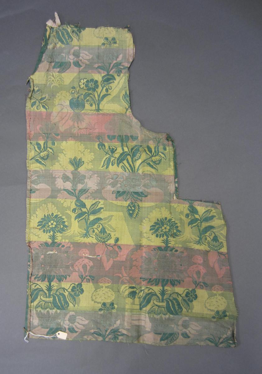 1969.2481 E Ex Dress, Under alt