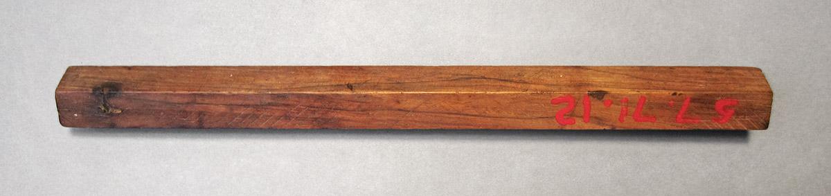 1957.071.012, Marking gauge, side 2