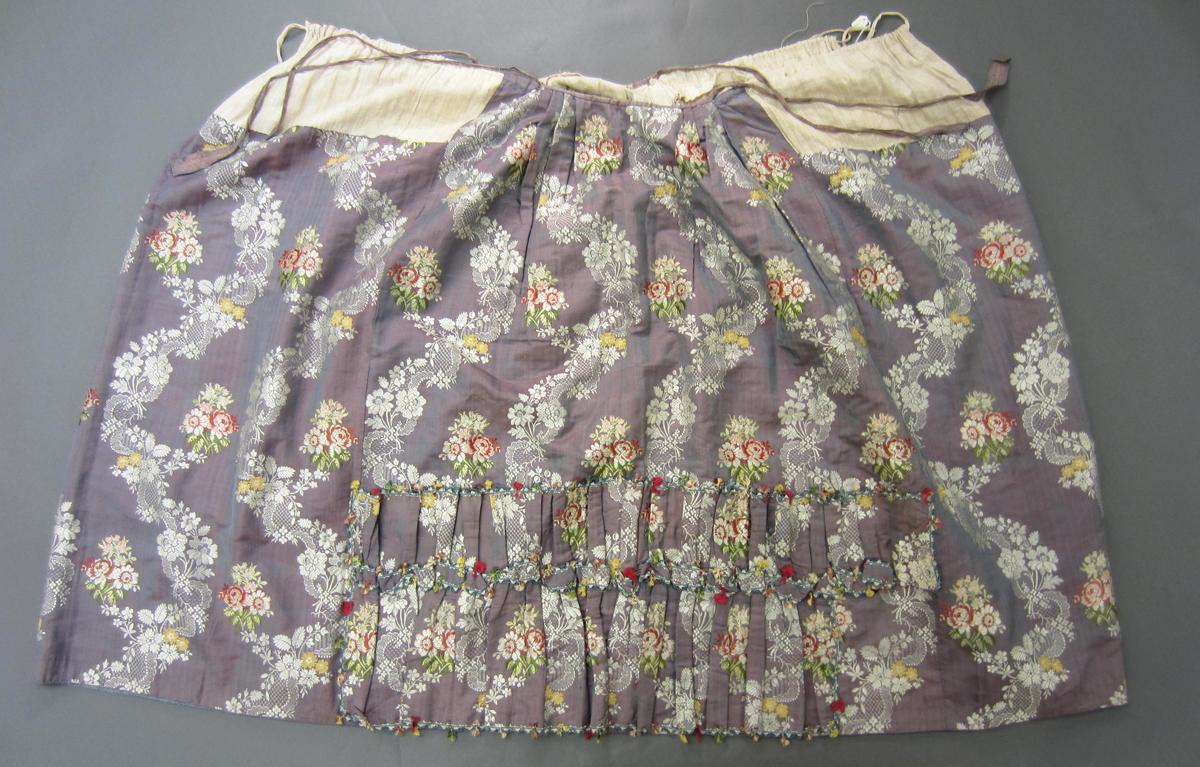 1969.2570 B Petticoat, View 1