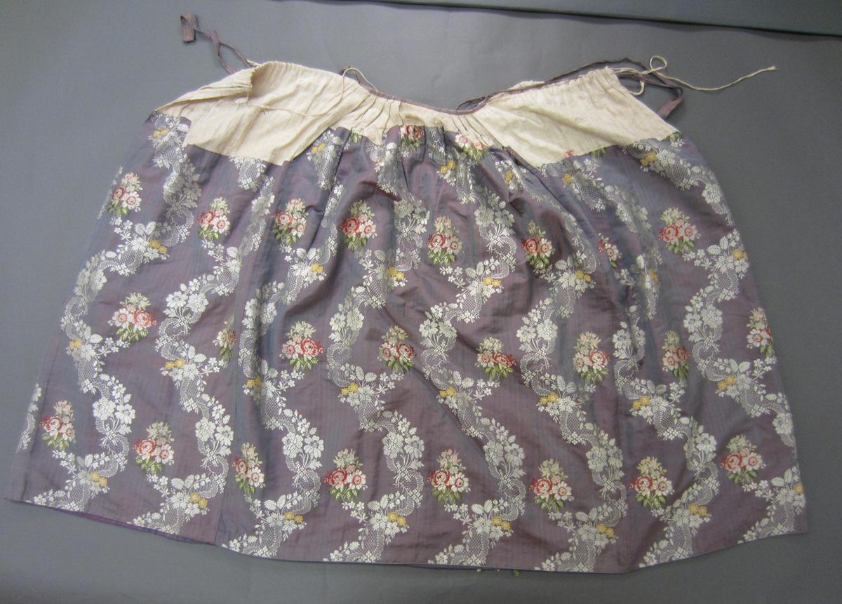 1969.2570 B Petticoat, View 2