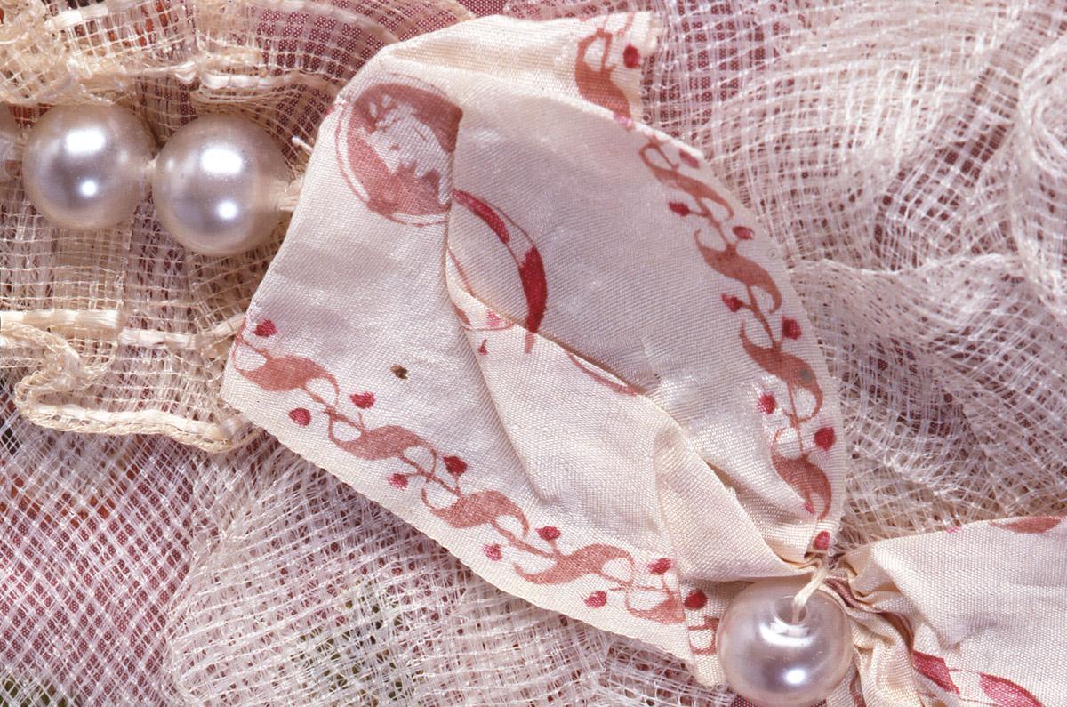 1969.2571 Dress (detail 6)
