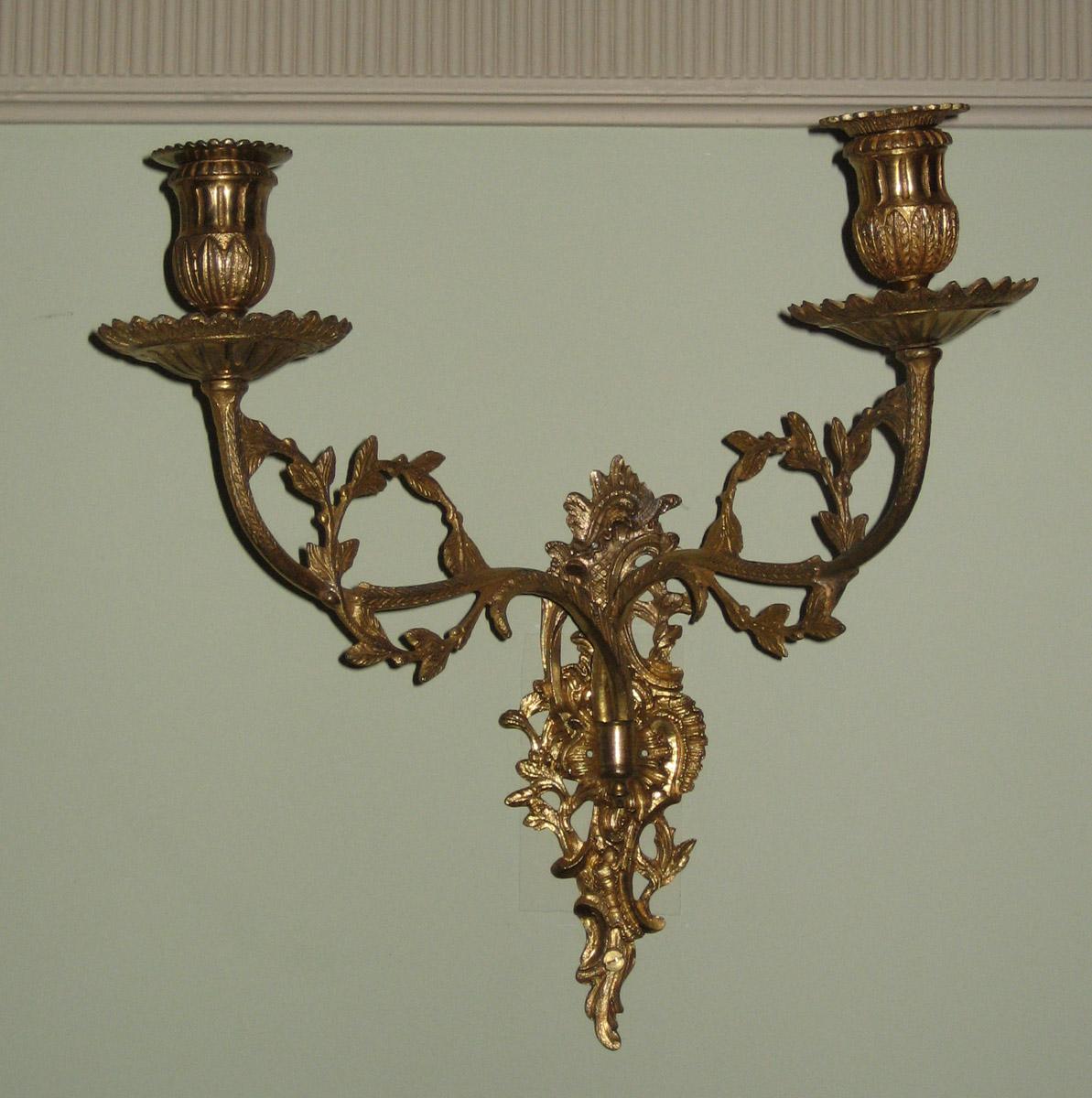 1957.0077.001 Sconce