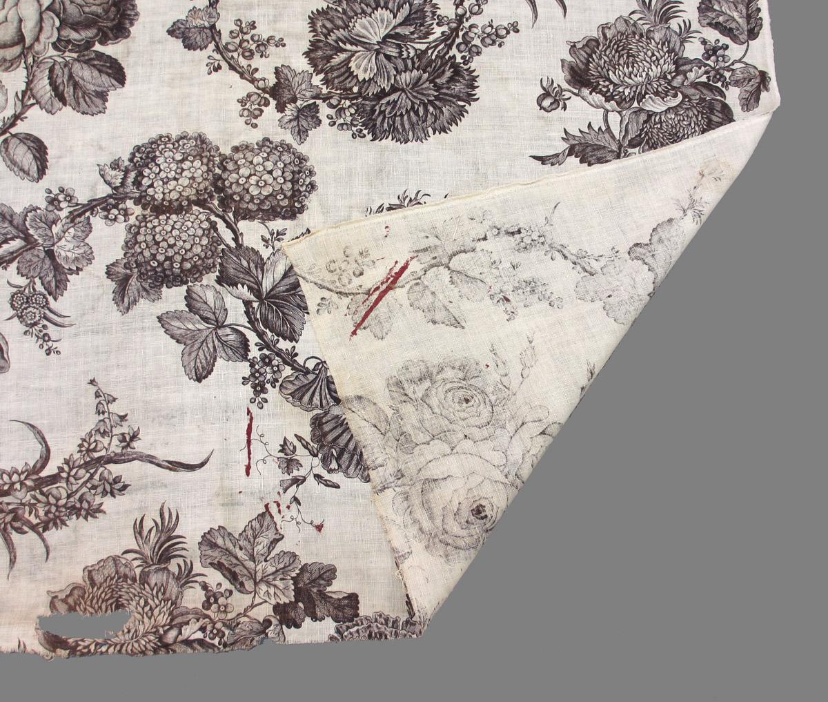 1957.0078 textile, printed folded corner