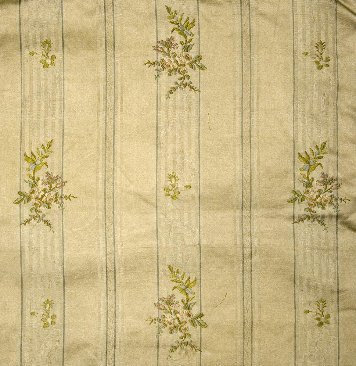 1969.2619 Slip Cover, Pattern Repeat