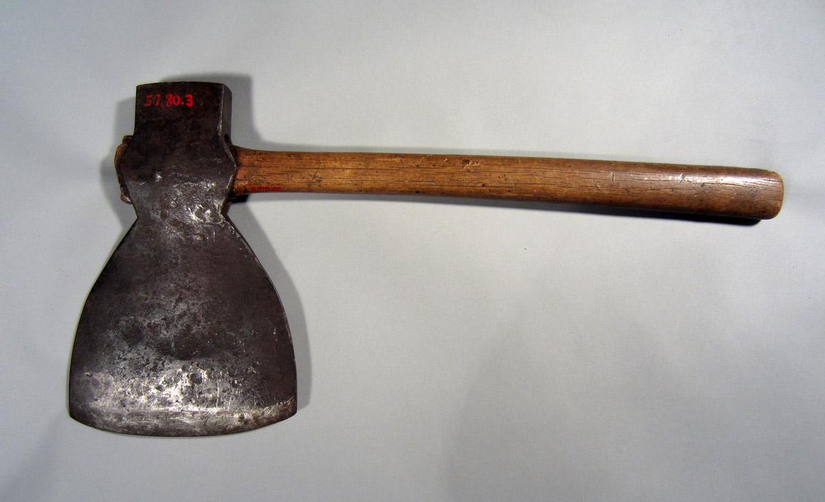 1957.0080.003 Axe, Side 2
