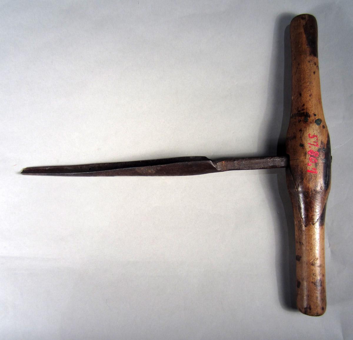 1957.0080.007 Reamer, View 2