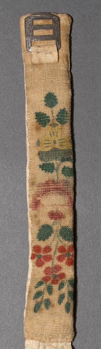 1957.0083.002 Garter, Detail