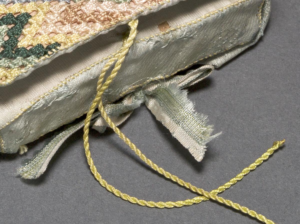 1957.0083.005 Needle Case, Detail 2