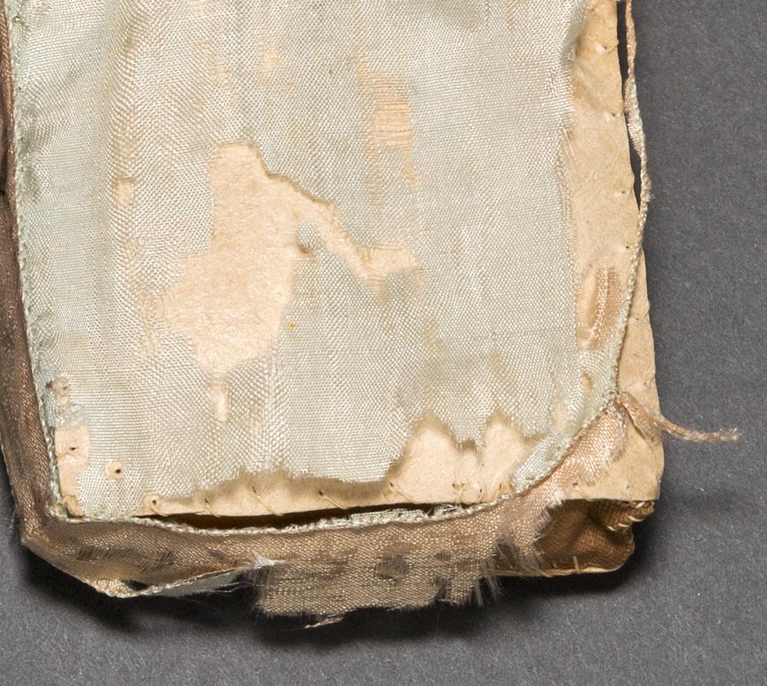 1957.0083.006 Needle Case, View 2 Detail