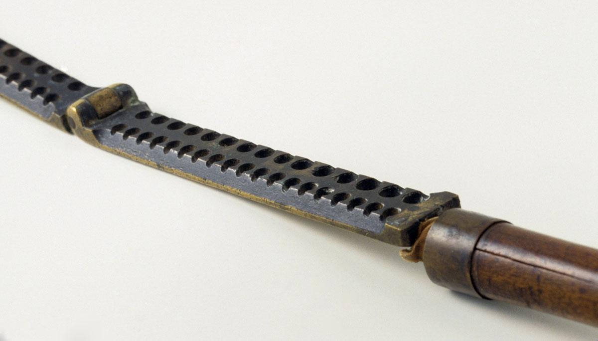 1957.0084.001 A Tool (For Metals), Shot Mold interior