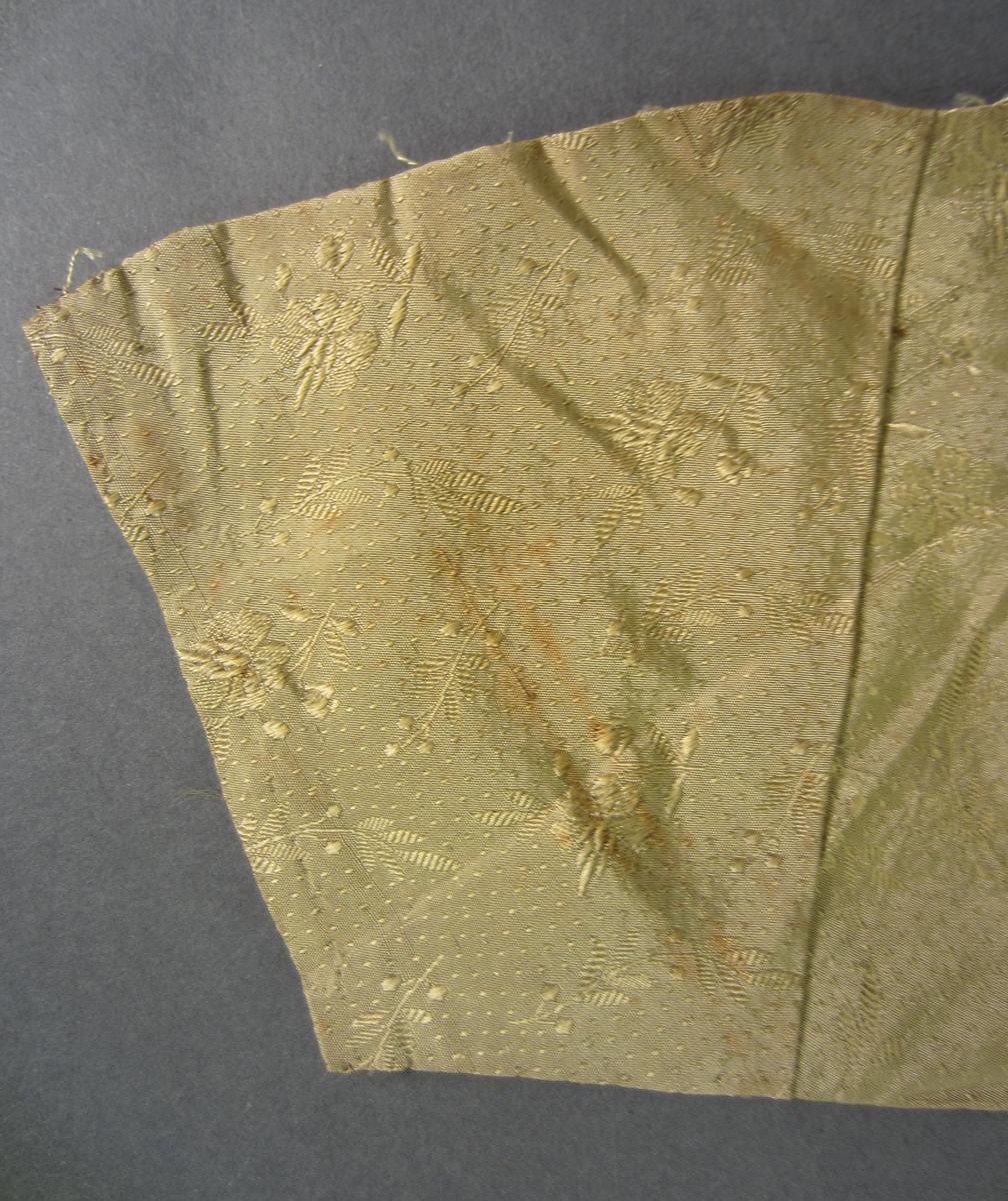 1969.2695.002 A Textile fragment, Detail