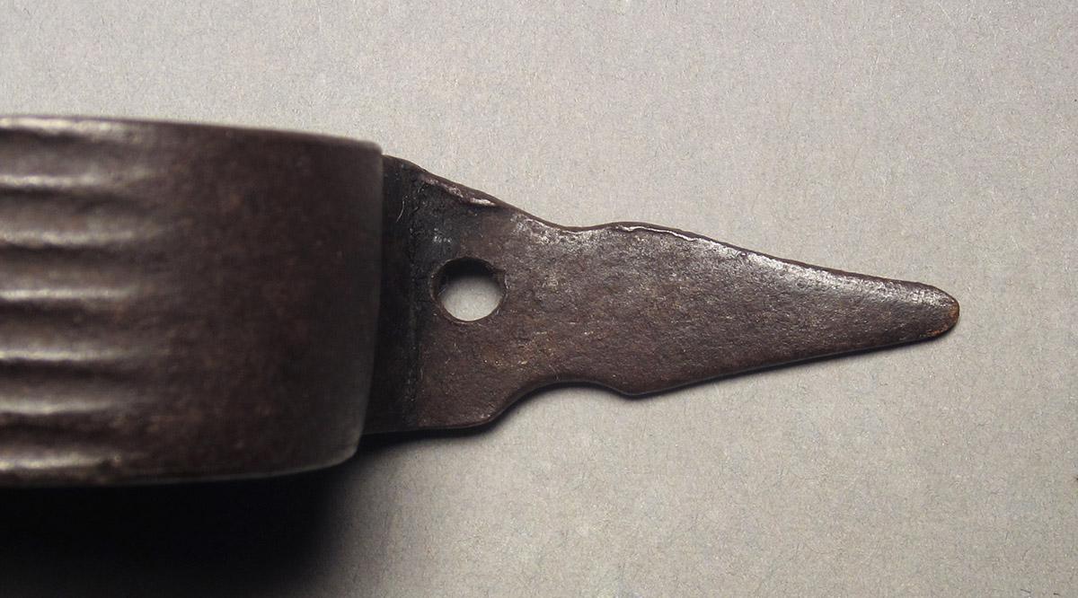1957.0084.009, Snuffer, tip
