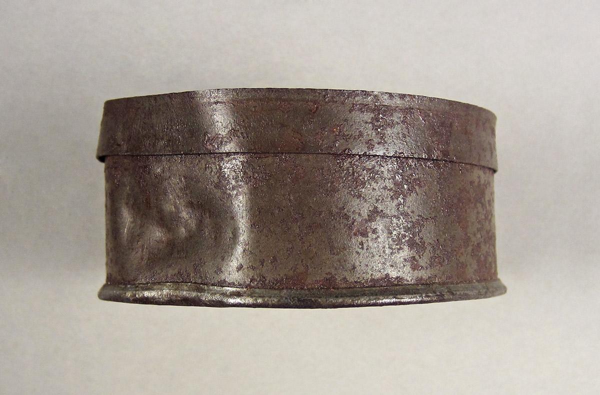 1957.0084.013, Box, side 2