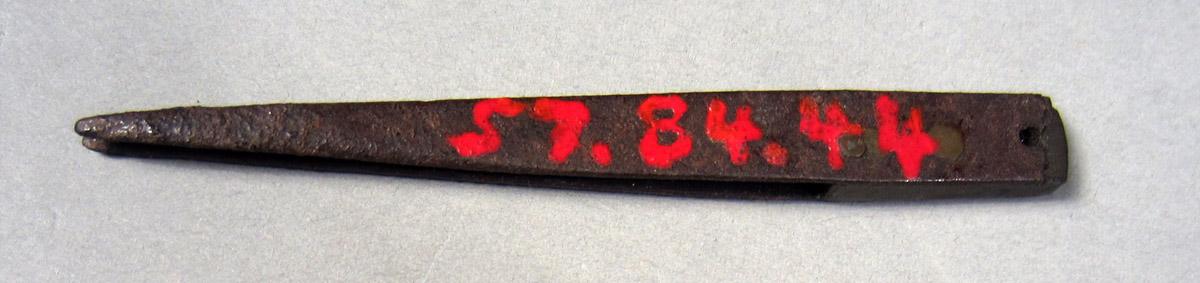 1957.0084.044 Tweezers, View 1