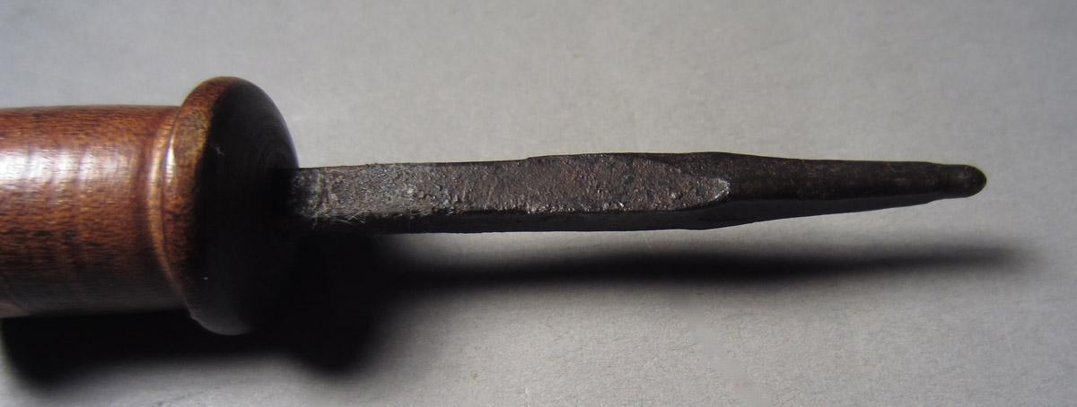 1957.0084.058 Barrel drill, Detail