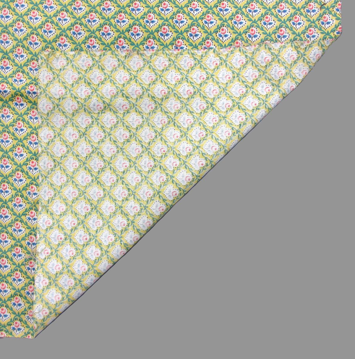 1969.2992 A textile, printed folded corner