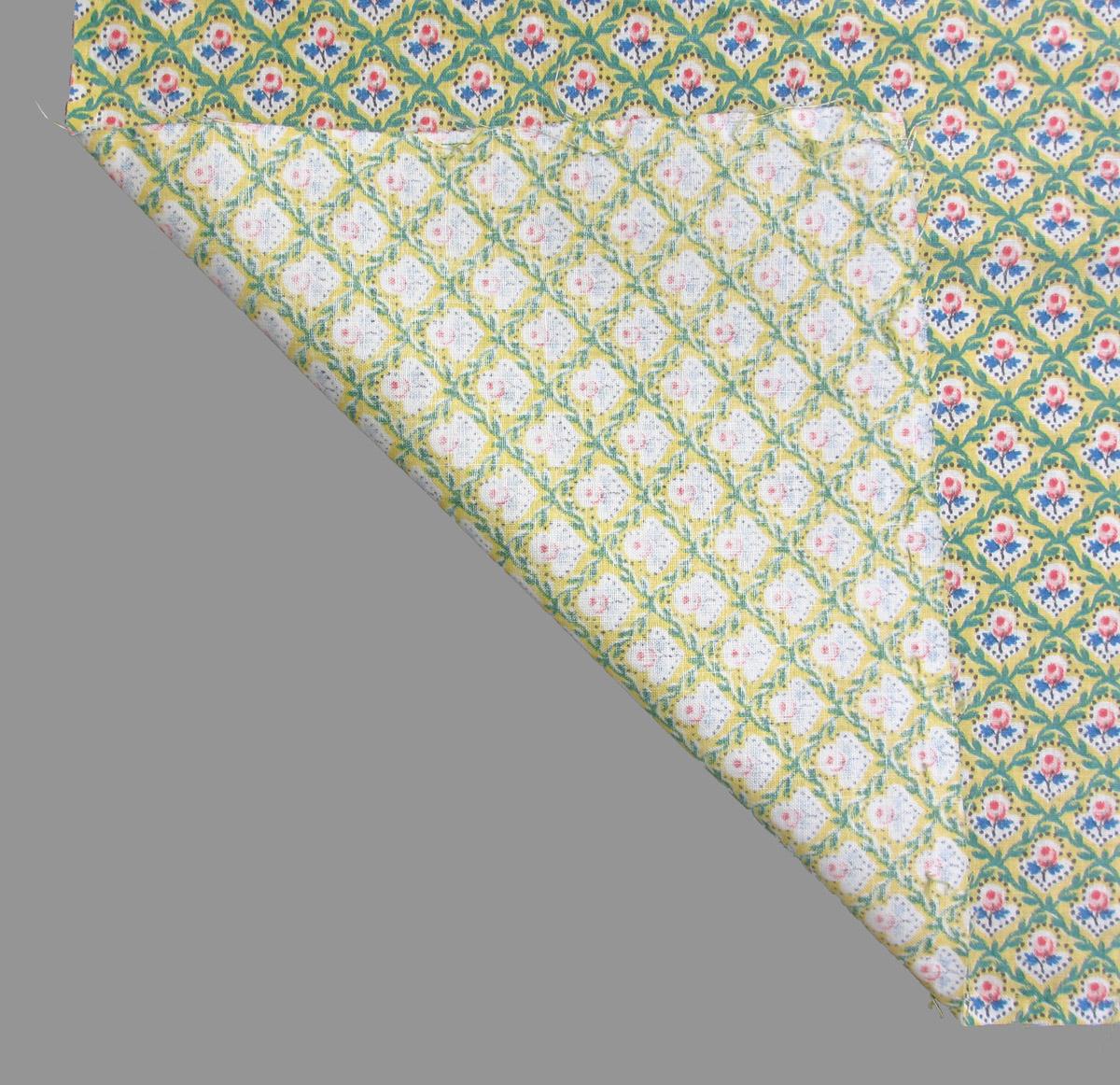 1969.2992 B textile, printed folded corner