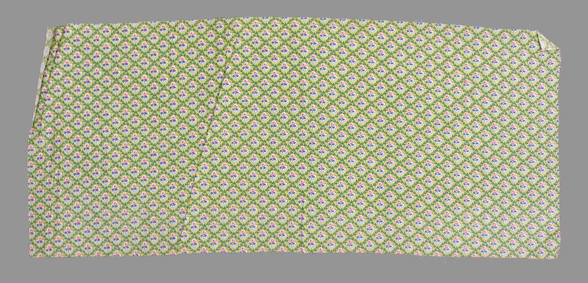 1969.2992 J textile, printed obverse