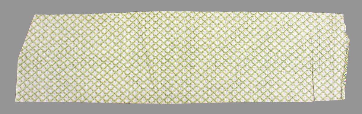 1969.2992 K textile, printed reverse