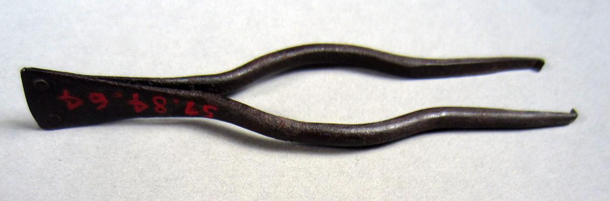 1957.0084.064 Tweezers, View 1
