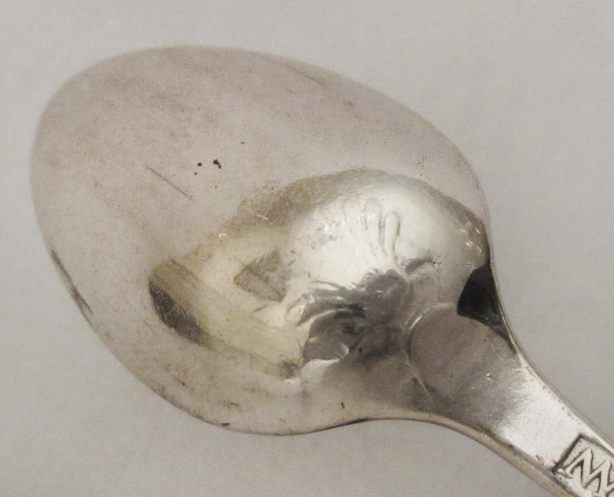 1957.0089.003 Spoon, drop