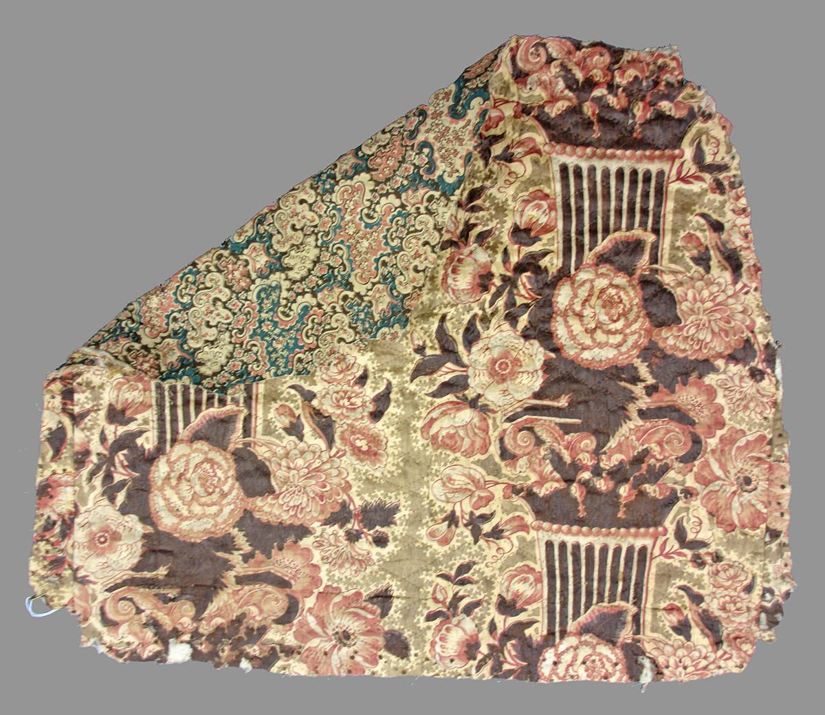 1969.3026.001 textile, printed folded corner