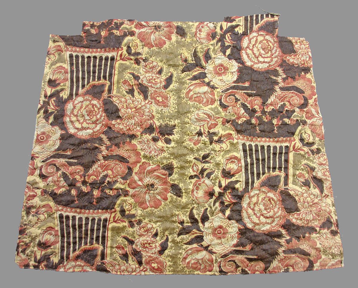 1969.3026.004 textile, printed obverse