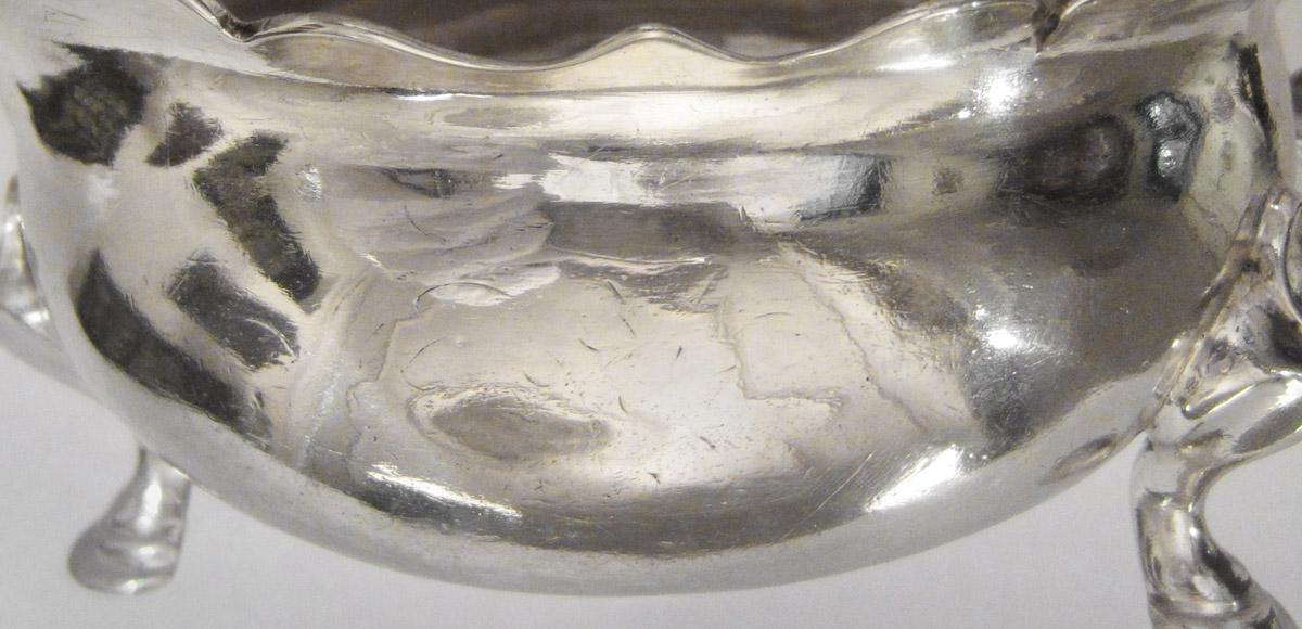 1957.0091.004 Sauceboat, engraving 2