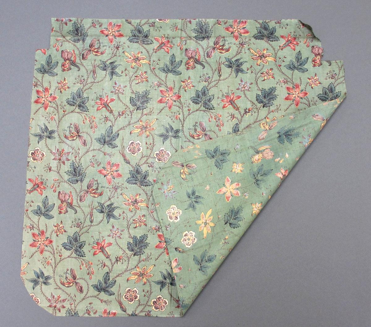 1969.3085.001 Textile, printed folded corner