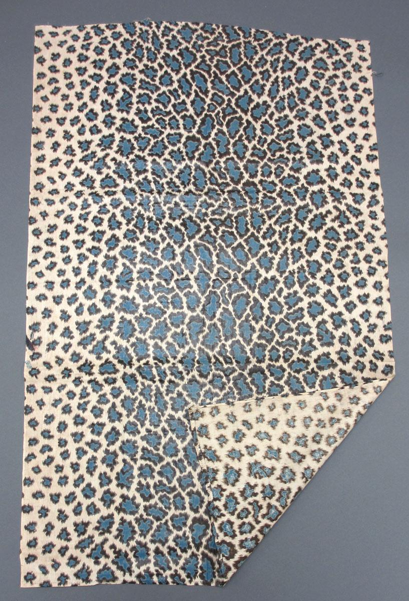 1969.3087 Textile, printed folded corner