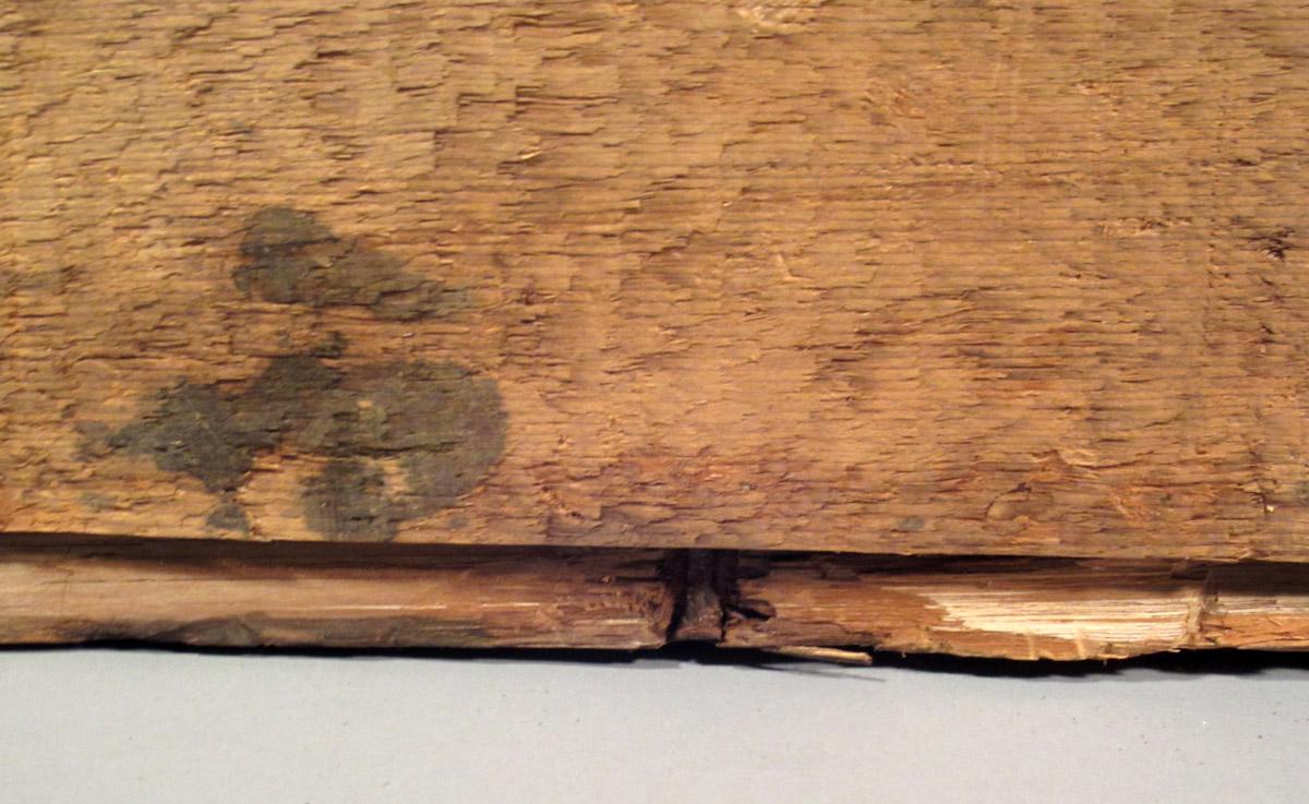 1957.0093.001 Tool chest, Underside detail