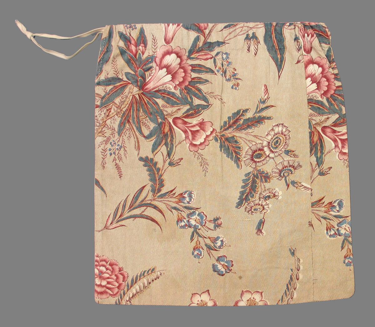 1969.3103 textile, printed reverse