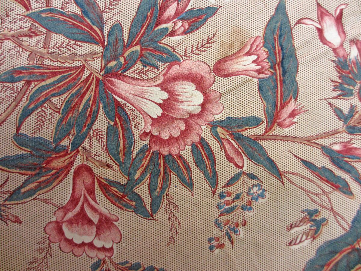 1969.3103 textile, printed detail 2