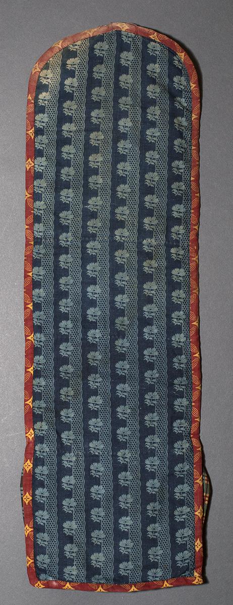 1969.3105 Needlework Case, View 2