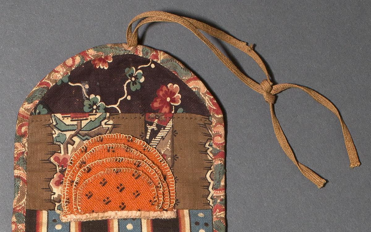 1969.3107 Needlework Case, Detail