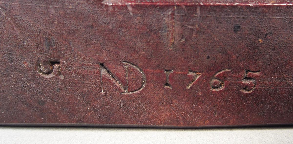1957.0093.004 A-C, Molding plane, mark