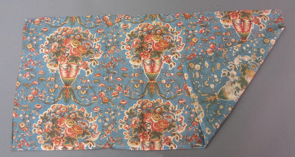 1969.3127 Textile, printed folded corner
