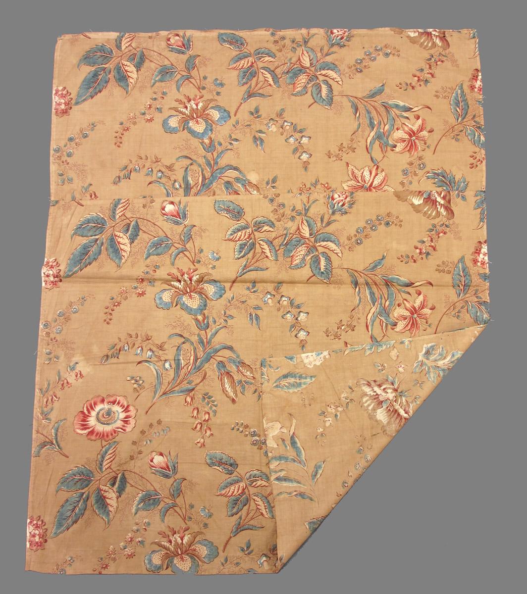 1969.3132 Textile, printed folded corner