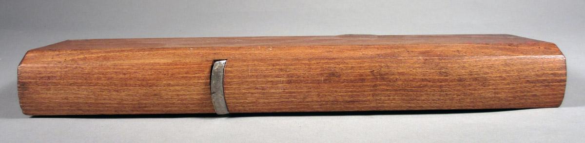 1957.0093.006 A-C Round plane, Underside