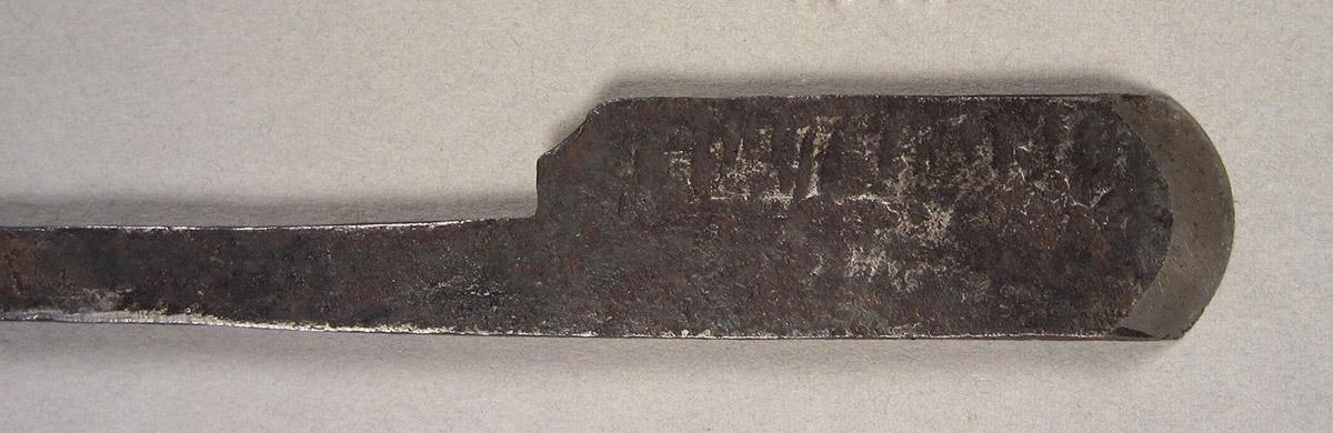 1957.0093.007 A-C, Round plane, blade edge