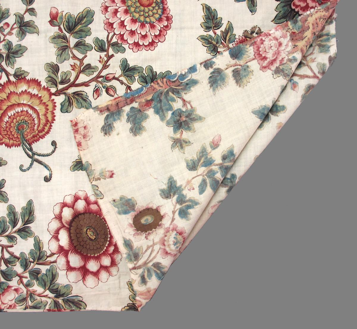 1969.3178.001 textile, printed folded corner